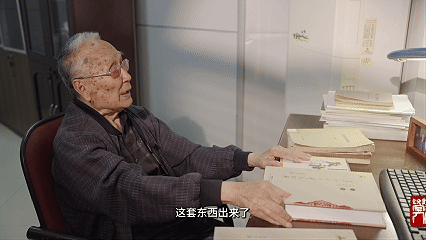 在方言的天地里写下了动人的篇章